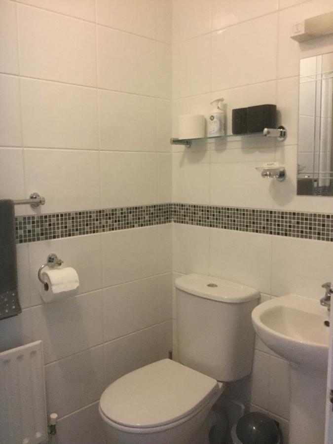 Netley Guest House 판버러 외부 사진