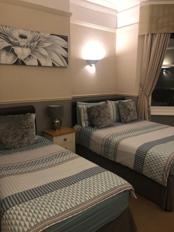 Netley Guest House 판버러 외부 사진